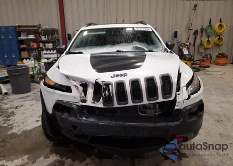 2018 Jeep Cherokee Trailhawk from USA, damaged, VIN 1C4PJMBX2JD550579